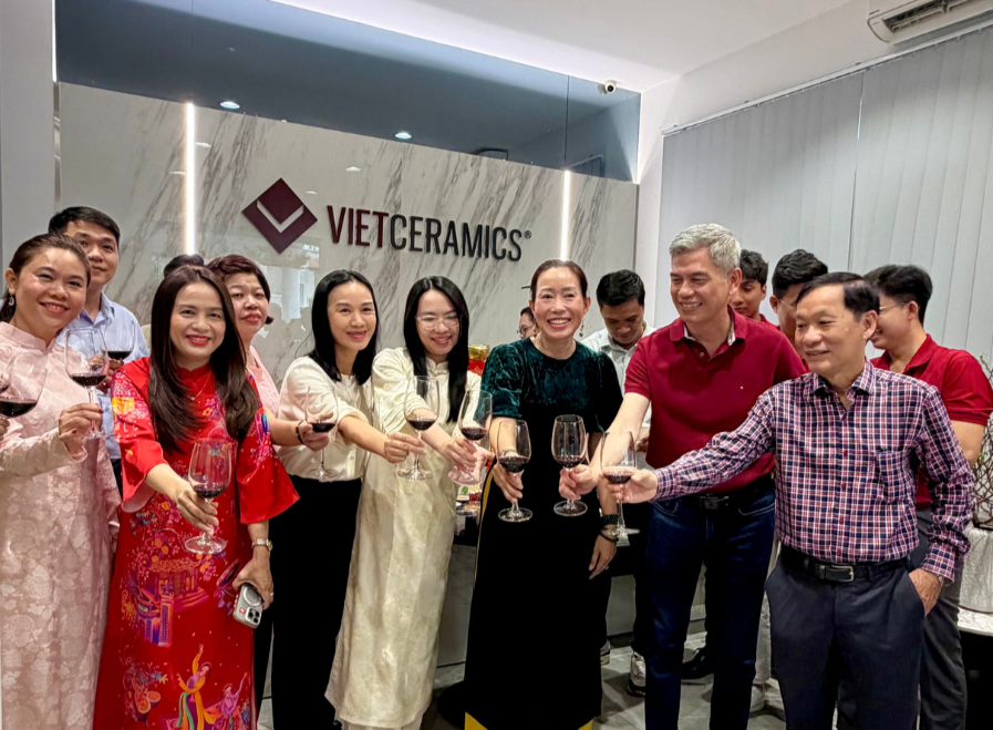 Vietceramics Khai Trương Năm Mới Bính Ngọ 2026